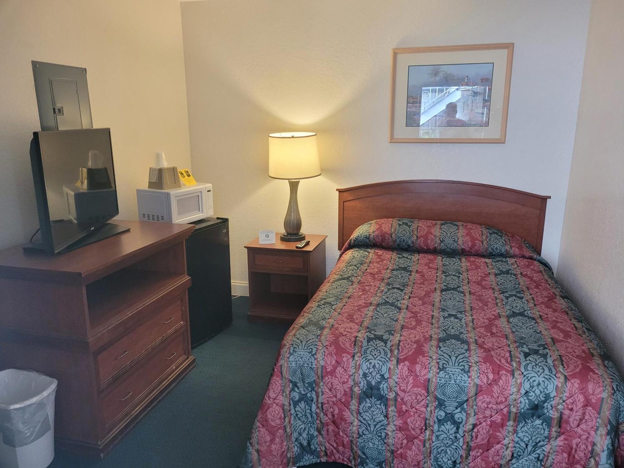 Queens Lodge Motel West Palm Beach Extérieur photo